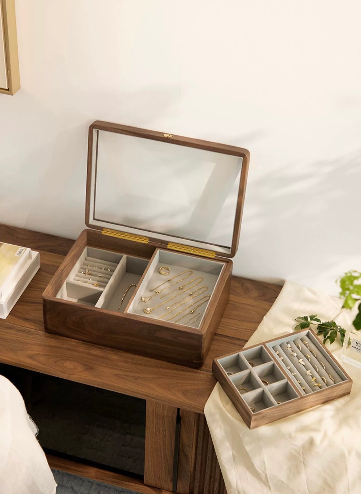 Jewelry Box in Walnut