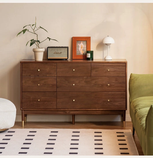 Pitu Seven-Drawer Dresser in Walnut